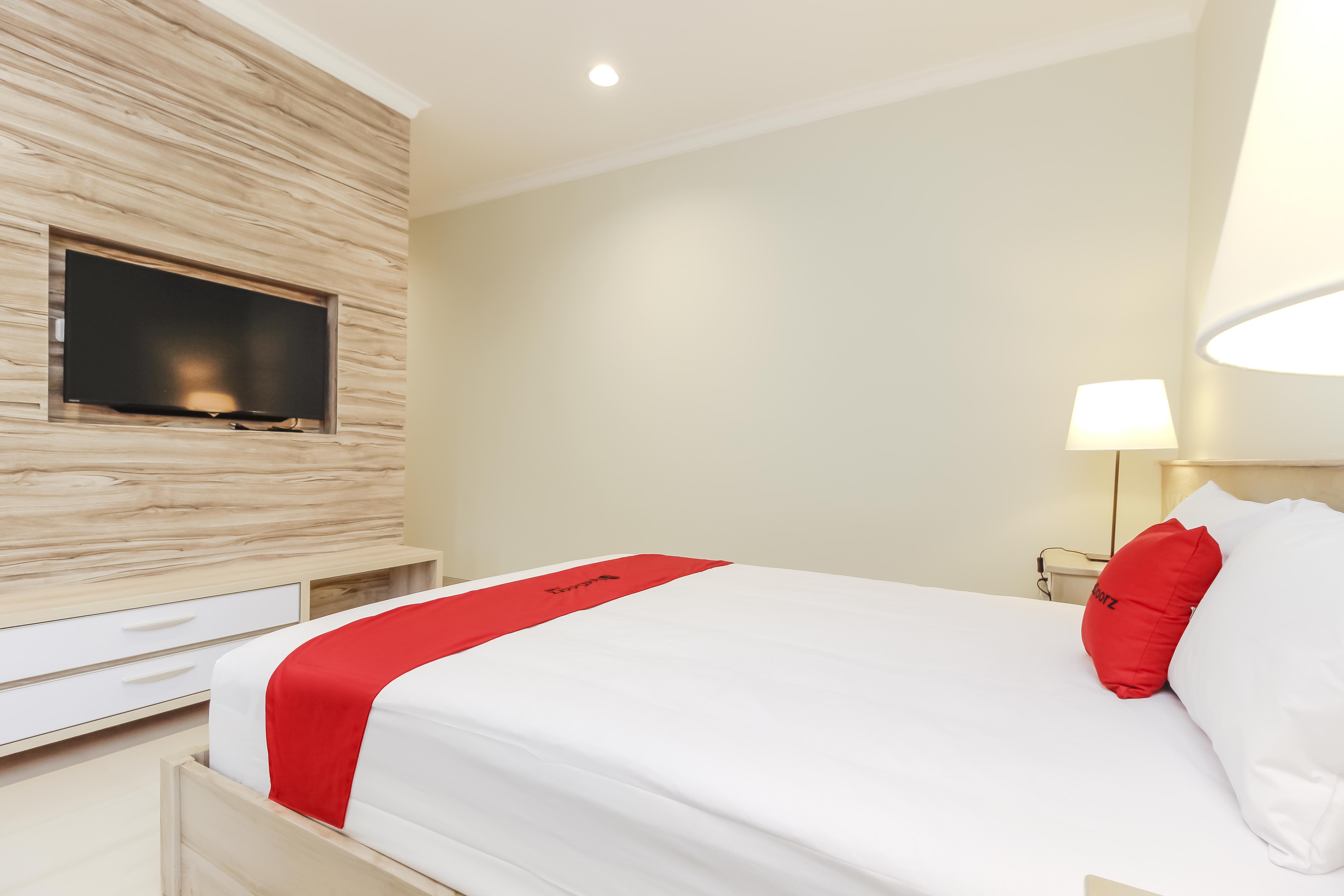 RedDoorz Premium near Ragunan Zoo 2 Jakarta Luaran gambar